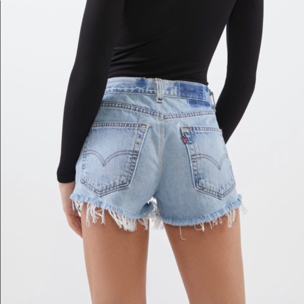 Vintage Levi’s Basic Recycled Denim shorts